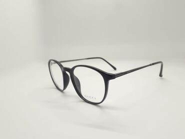 Eynəklər: Her nov optik eyneklerin sifarisi — 1