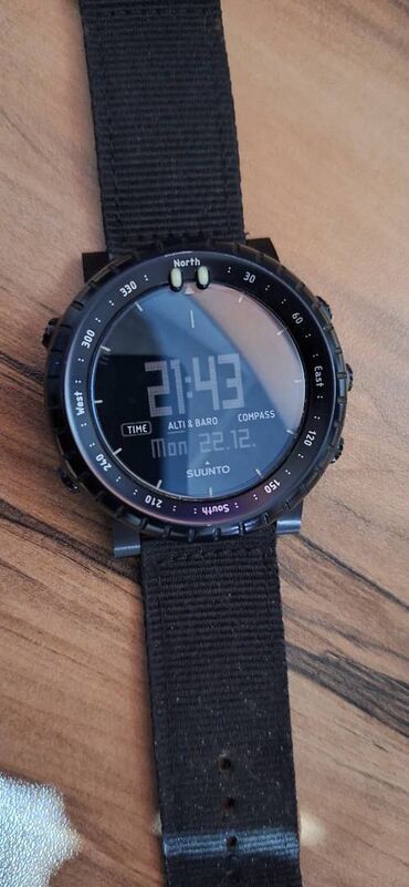 Qol saatları: Qol saatı — 10