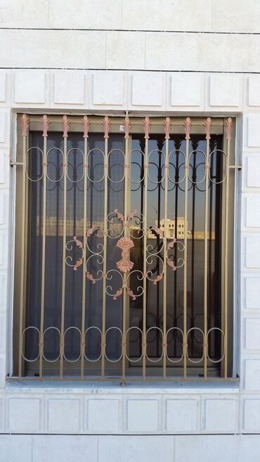 Barmaqlıqlar: Dəmir döymə pəncərə barmaqlıqları – dekorativ və təhlükəsiz həll - — 22