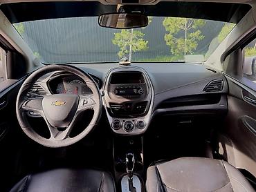 Chevrolet: Chevrolet Spark: 2017 г., 1 л, Вариатор, Бензин, Хэтчбэк — 12