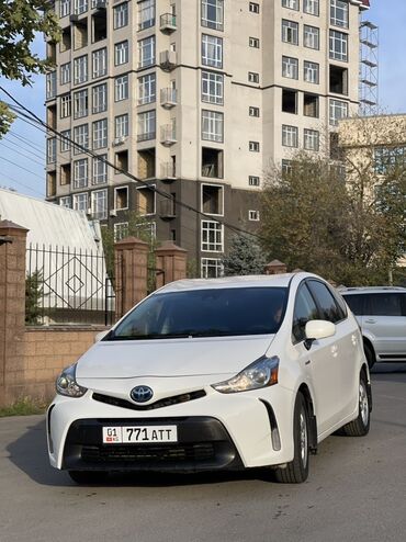 тайота виш дверь: Toyota Prius: 2018 г., 1.8 л, Гибрид