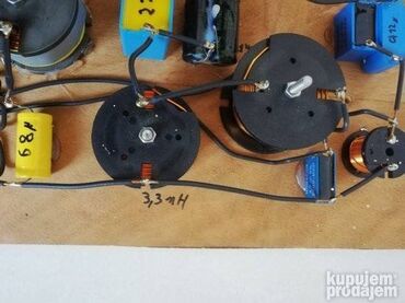 Zvučnici i stereo sistemi: -basovi 10 inca; 130w; 8 oma ispravni, vesanja za zamenu=70e/par na lalafo.rs — 12 Zvučnici i stereo sistemi: -basovi 10 inca; 130w; 8 oma ispravni, vesanja za zamenu=70e/par — 12