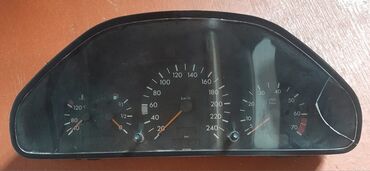 Детали коробки передач: Mercedes-Benz avtomobilləri üçün nəzərdə tutulmuş bu cihaz panelində