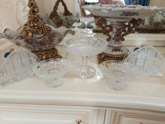 защитный экран для камина: Xrustallar satilir. Gencede Təsvir: - Şık vitrin və süfrələr üçün