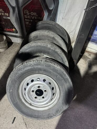 набор рожковых ключей: Дөңгөлөктөр монтажда 225 / 70 / R 15, Жай, Колдонулган, Комплект, Жеңил коммерциялык транспорт (C/LT), Темир, тешиктери - 5