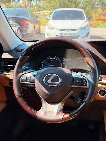 Lexus: Lexus ES: 2017 г., 2.5 л, Вариатор, Гибрид, Седан — 12