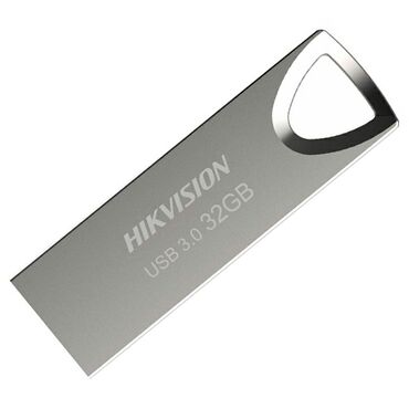 Другие аксессуары для компьютеров и ноутбуков: Металлическая флешка Hikvision на 32гб с фильмами (42 шт., формат