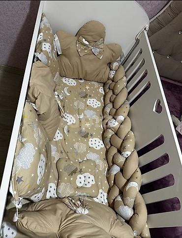 lay lay matras: Besij matrasida var bortikleride daxildir.qiymet son.Unvan Xirdalan — 4