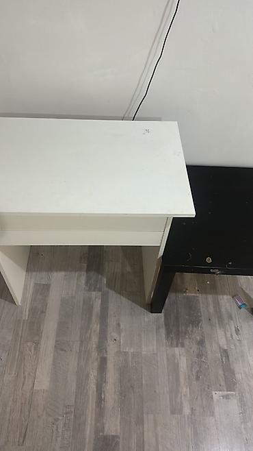 office table: Компактный письменный стол в минималистичном стиле. 75 - Цвет — 1