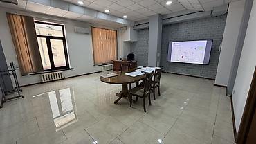 Продажа офисов: Адрес: ул. Чуйкова 23а (Боконбаева/Гоголя) Офисное помещение с — 1