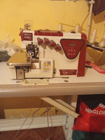 аренда швейного цеха: Швейная машина Machine, Полуавтомат