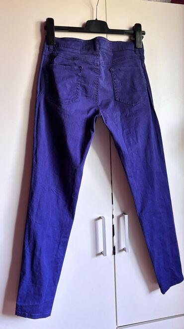 Pantalone: S (EU 36), Drugi kroj pantalona na lalafo.rs — 8 Pantalone: S (EU 36), Drugi kroj pantalona — 8