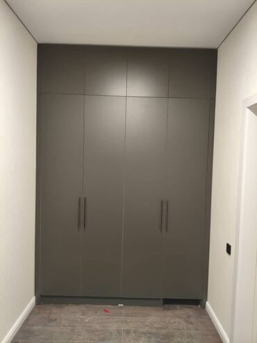 Шкафы для одежды: Шкаф для одежды, Новый, Прямой — 24