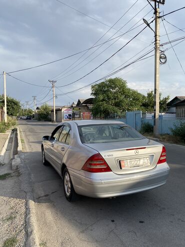 мерс 2 2 124: Mercedes-Benz C 180: 2001 г., 2 л, Автомат, Бензин, Седан