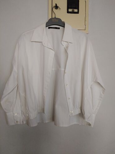 Köynək və bluzalar: 38-40 razmer brend koftalar. Biri 8m — 20