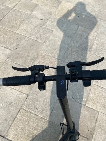 Avtomobil üçün soyuducular: Normal vəziyyətdədi Rilley elektron sukuter satiram .telefonun