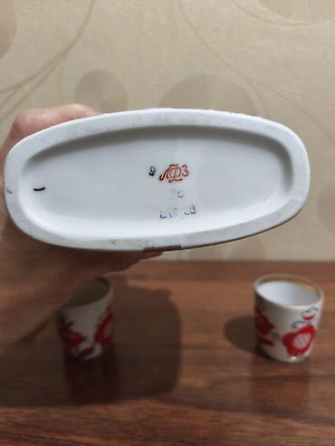угол шабыркуль: Продается советский подарочный набор (штоф и две стопки). Целый, без — 4