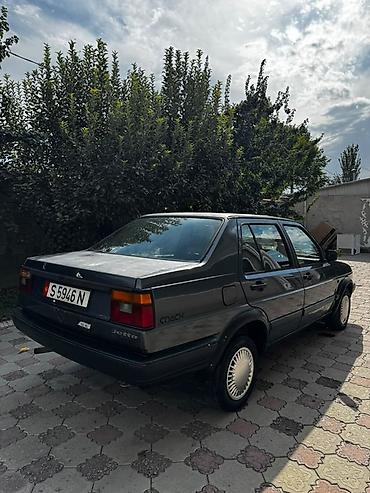 bugatti veyron: Volkswagen Jetta: 1988 г., 1.8 л, Механика, Бензин, Седан — 3