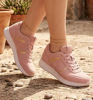 Ženske patike – puder roze - Elegantne patike u puder roze boji sa na lalafo.rs Ženske patike – puder roze - Elegantne patike u puder roze boji sa
