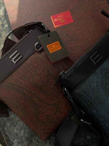 брендовые шарфы: Барсетка, Материалы: Айкалыштырылган материал, Сыдырмалуу, Чөнтөктөрү көп, Бөлүнгөн бөлүктөр, Жаңы