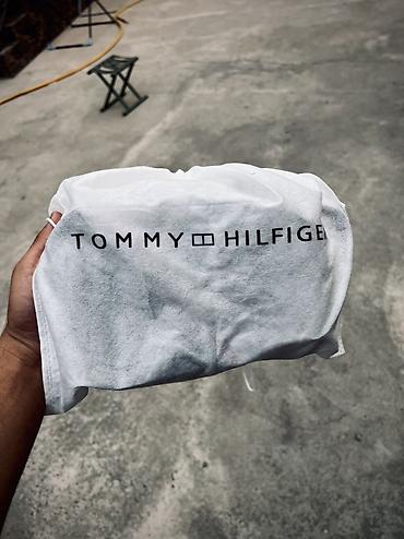 аксессуар оптом: Классическая сумка, Tommy Hilfiger, Материал: Экокожа, Регулируемый ремень, Унисекс, Новый — 2