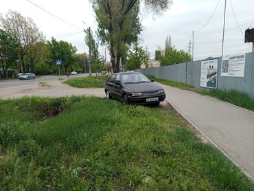 Daihatsu: Daihatsu Charade: 1993 г., 1.3 л, Механика, Бензин, Хэтчбэк