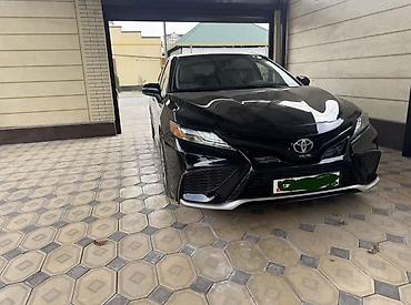 консоль камри: Toyota Camry: 2021 г., 2.5 л, Автомат, Бензин, Седан — 9