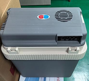 mini refrigerator: Авто холодильник 24 л, термоэлектрический (12 В / 220 В) - — 5