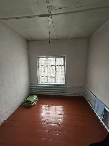 Үйлөрдү сатуу: 5 бөлмө, 80 м², 7 соток, Кара-Балта, Менчик ээси — 8
