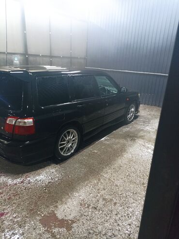 Subaru: Subaru Forester: 2000 г., 2 л, Автомат, Бензин, Универсал