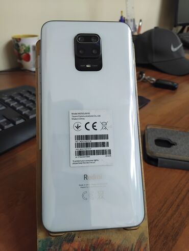 pult dlja televizora s telefona: Xiaomi, Redmi Note 9S, Б/у, 64 ГБ, цвет - Серебристый, 2 SIM