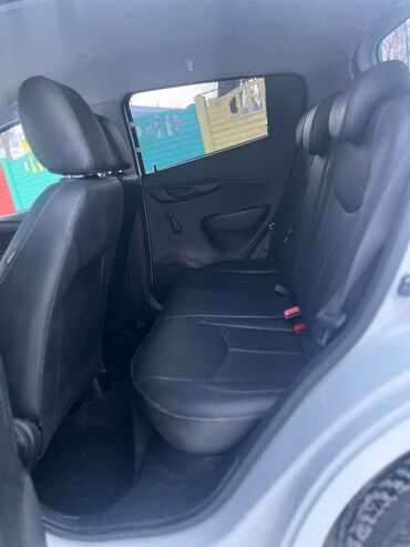 Chevrolet: Chevrolet Spark: 2021 г., Хэтчбэк — 16