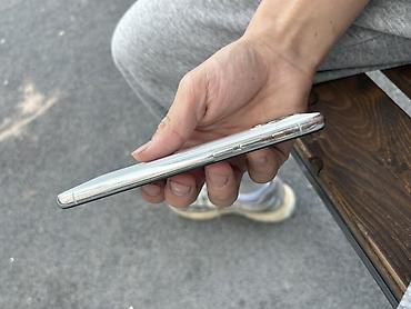 se 2016: IPhone 11 Pro, Б/у, 256 ГБ, Серебристый, Чехол, 83 % — 6