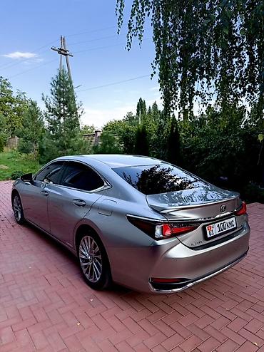 жили машина: Lexus ES: 2018 г., 2.5 л, Автомат, Бензин, Седан — 4