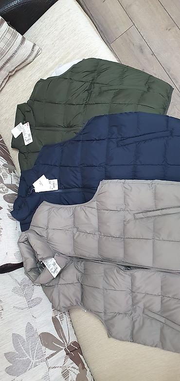 уникло пуховик: Пуховая куртка Uniqlo с капюшоном - Линия: Ultra Light Down / — 4