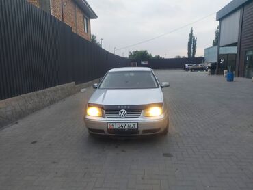 фара опель вектра б: Volkswagen Bora: 2001 г., 1.6 л, Автомат, Бензин, Хетчбек