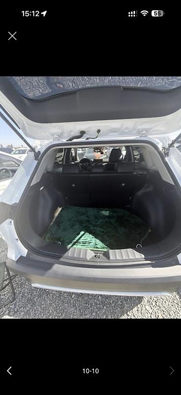 ниже: Toyota Corolla Cross: 2025 г., 2 л, Вариатор, Бензин, Кроссовер — 2
