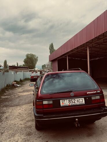 авто в кредит без первоначального взноса бишкек: Volkswagen Passat: 1991 г., 1.8 л, Механика, Бензин, Универсал