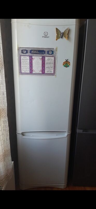soyuducu metbex: İşlənmiş 2 qapılı Indesit Soyuducu Satılır, rəng - Ağ
