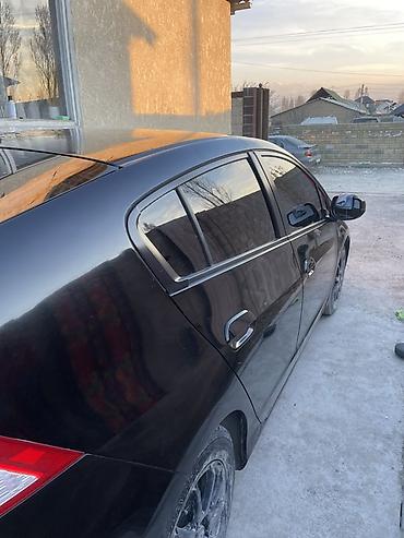 byd e9 1: Honda Insight: 2010 г., 1.3 л, Вариатор, Гибрид, Хэтчбэк — 3