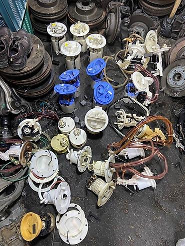 Yanacaq nasosları: Mercedes Benz benzin nasosu Şəhər: Bakı Elanın növü: Ehtiyat — 4