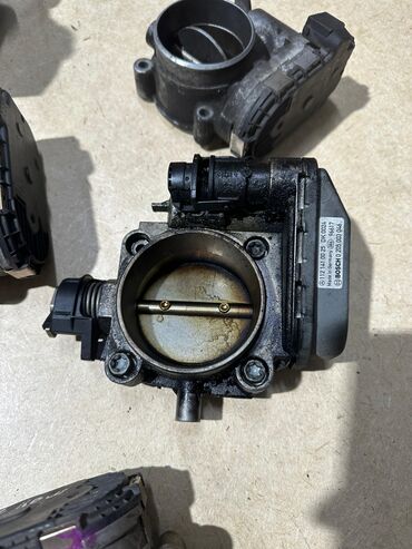 Дроссельные заслонки: Дроссельная заслонка Mercedes-Benz 2000 г., Б/у, Оригинал, Германия — 4
