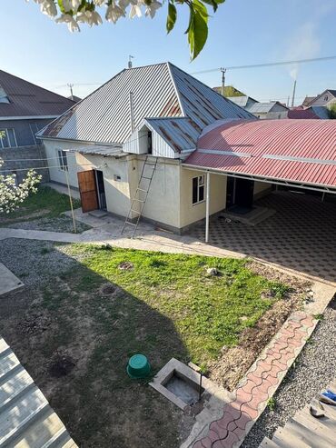 дом для большой компании: Дом, 90000 м², 3 комнаты, Собственник, Косметический ремонт