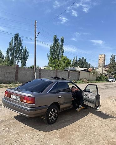 mazda 626 2002: Mazda 626: 1992 г., Механика, Седан — 1