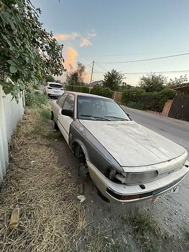тайота камри 1990: Toyota Camry: 1989 г., 2 л, Механика, Бензин, Седан — 9