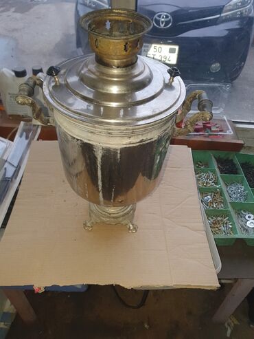 qedimi samavarlar: İşlənmiş Od Samovar, 7 l, Ünvandan götürmə