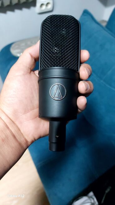 экран xs: Конденсаторный микрофон Audio‑Technica AT4040 (кардиоидная