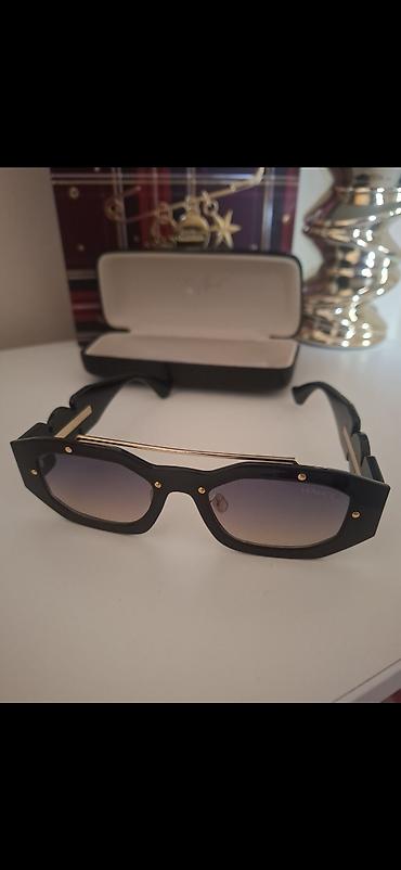 louis vuitton ranac: Versace sunčane naočare – pravougaoni okvir - Model sa izraženim — 1