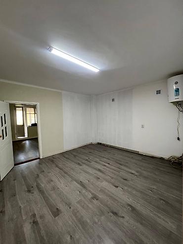 Продажа полдома: 🔥🔥🔥СРОЧНО САТЫЛАТ!!!!ПОЛ ДОМА 🏡Уй: 50 м2 ТУАЛЕТ+ДУШ Үйдун ичинде👌 — 2