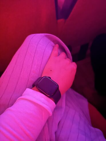 Другие наручные часы: Продаю Apple Watch Series 8 (GPS) в отличном состоянии